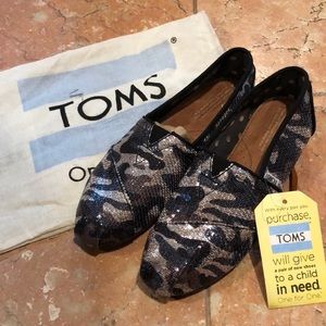 Sequin Camo Tom’s